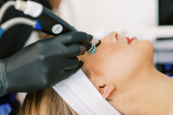 The Science Behind HydraFacial: How it Works and its Key Ingredients